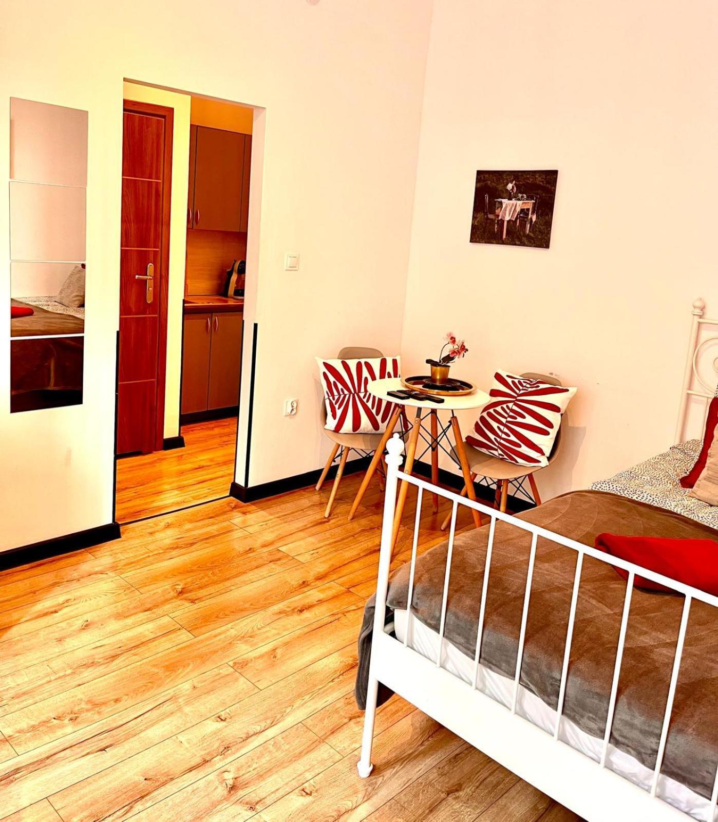 Best 1 Room Condo In Warszawa Center Eksteriør billede